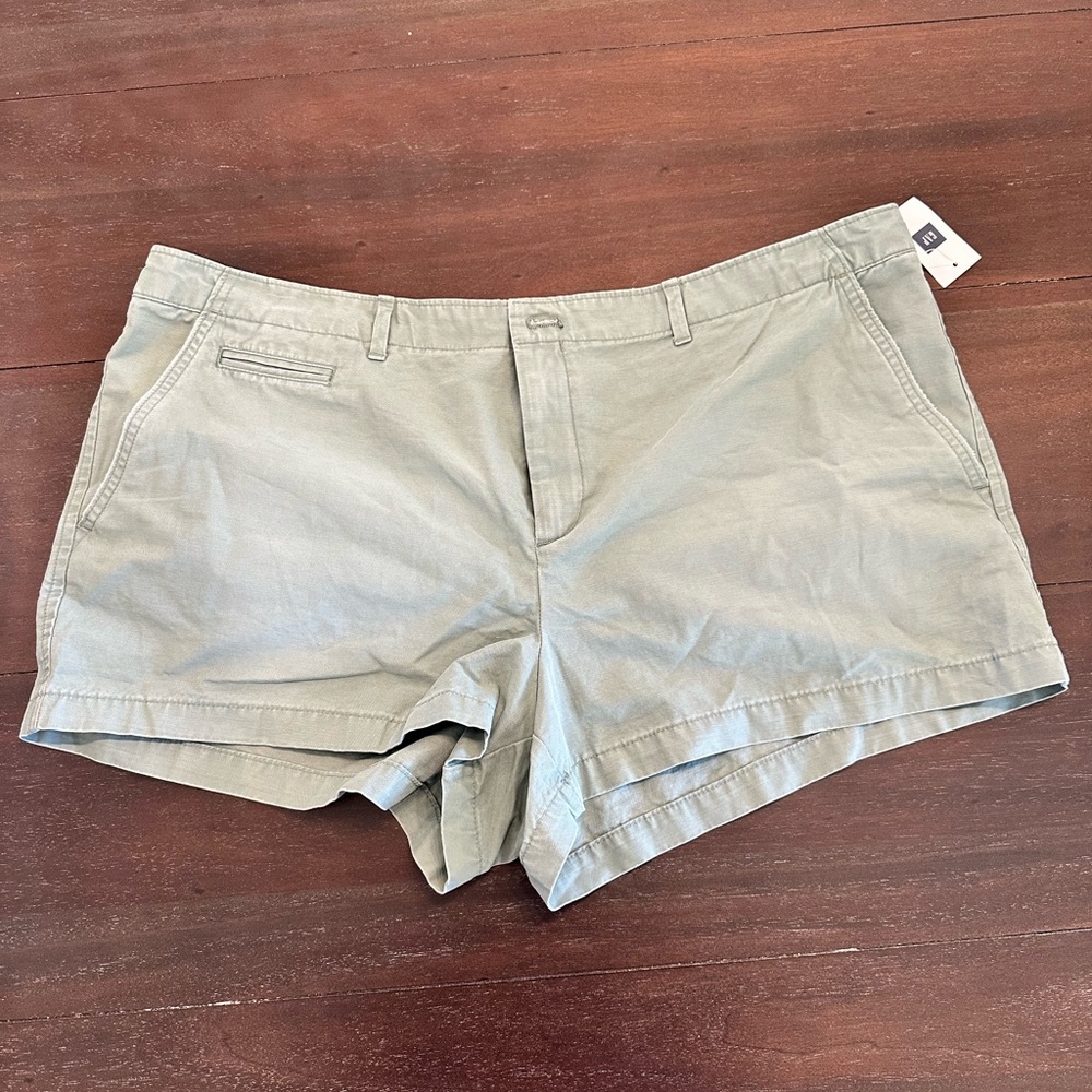 GAP Shorts Womens 18 Green Solid Khaki Casual Summer Beach Mom